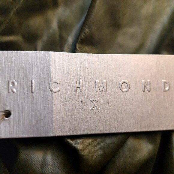 Richmond X Olive Green Pleated Cropped 3/4 Sleeve Jacket Sz 42 NWT - Picture 16 of 16